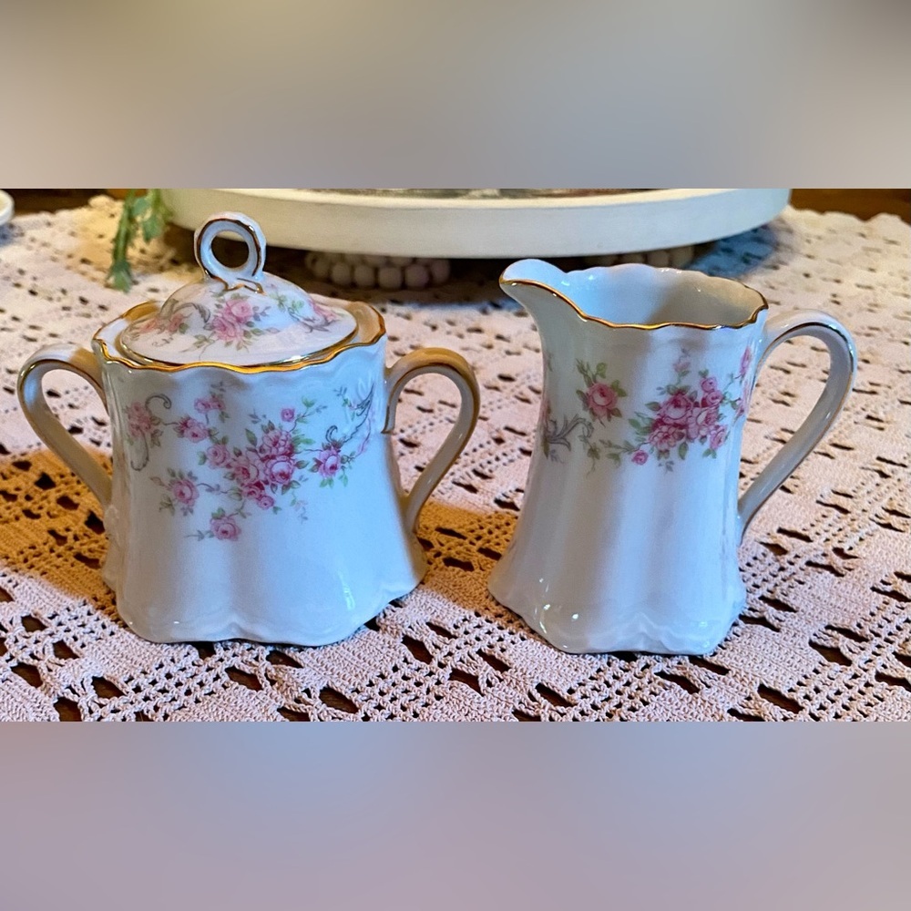 🔥Lorenz Hutschenreuther Germany Creamer and Lidded Sugar Bowl🔥 Vintage